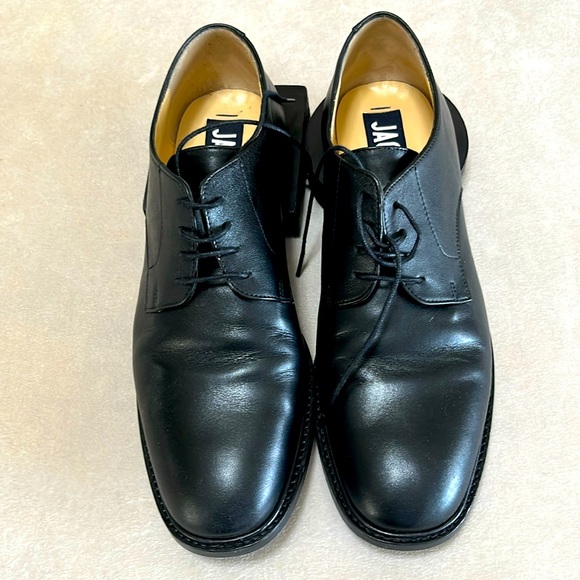 Jacquemus Oxford Leather Shoes - Picture 2 of 6